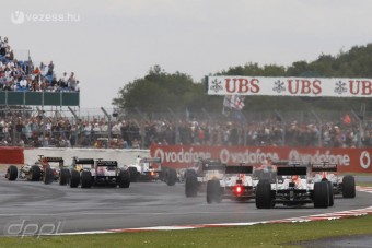 F1: Egész hétvégén eshet