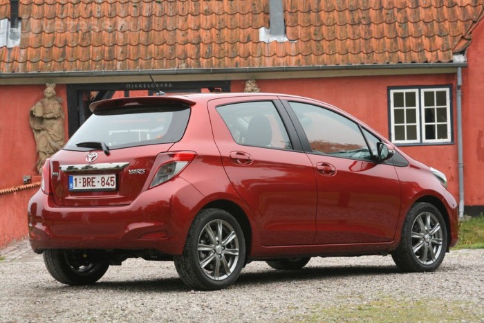 Feláras az ESP, a térdlégzsákkal és a függönylégzsákkal csomagban 170 000 forintba kerül 