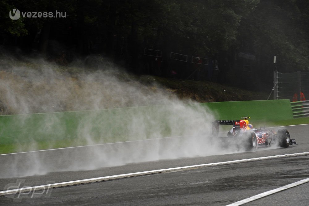 F1: Hamilton várja, hogy beidézzék 4