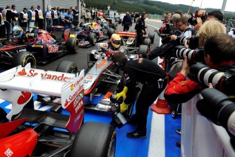 F1: Hamilton megúszta, csak Maldonadót büntették