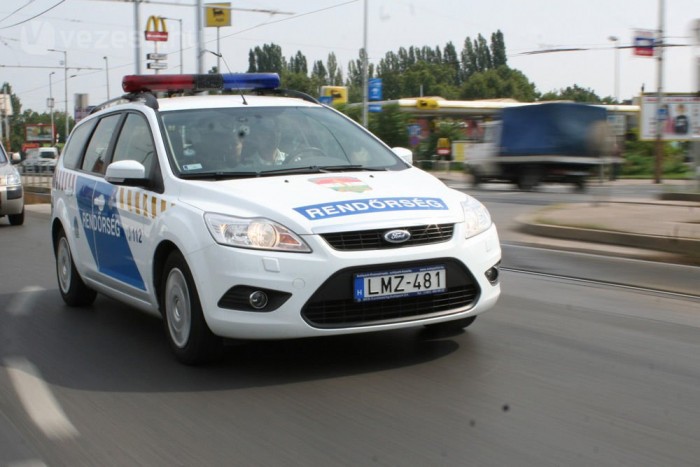 A rendőrök nem üldöznek, csak követnek 5