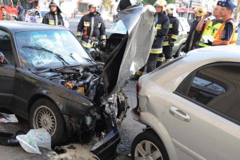 Menekülő autó okozott balesetet  Budapesten