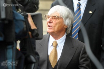 F1: Kínos kérdések várnak Ecclestone-ékra