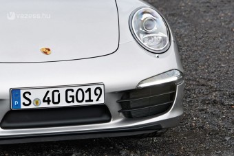 Külföldi rendszámosnak nem kell sorba állni