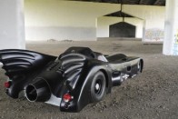 A Batmobile-replikáért 620 ezer dollárt kér az építő