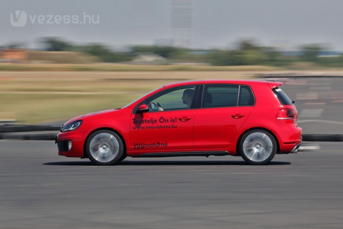 238 km/h-nál ér véget a gyorsulás