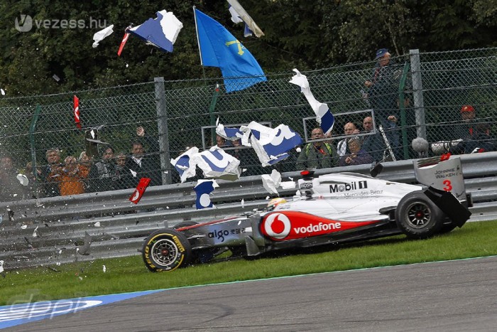 F1: Maldonado kibékült Hamiltonnal 3