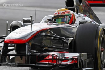 F1: Durva fölénnyel nyitott Hamilton