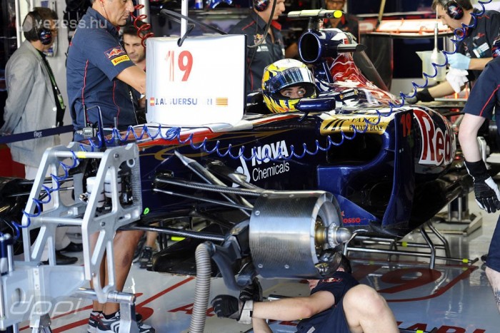 F1: Kötelező lett a Pirelli ajánlása 4