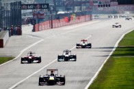 F1: Rajtbüntetés a torpedós Liuzzinak 32