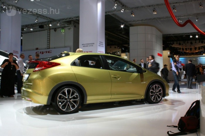 Új Honda Civic – meglepetések nélkül 6 | Vezess Maradnak a motorok, jövőre jön új 1.6-os dízel