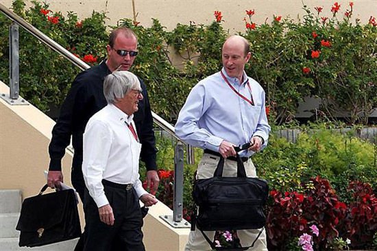 F1: Menekül Ecclestone segítője?