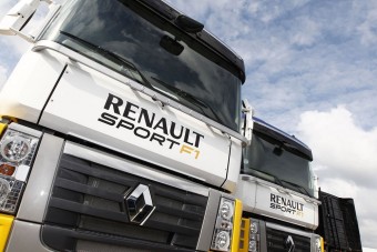 F1: Öt csapatnak szállíthat a Renault?