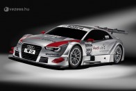 V8-as kupéval versenyez az Audi 15