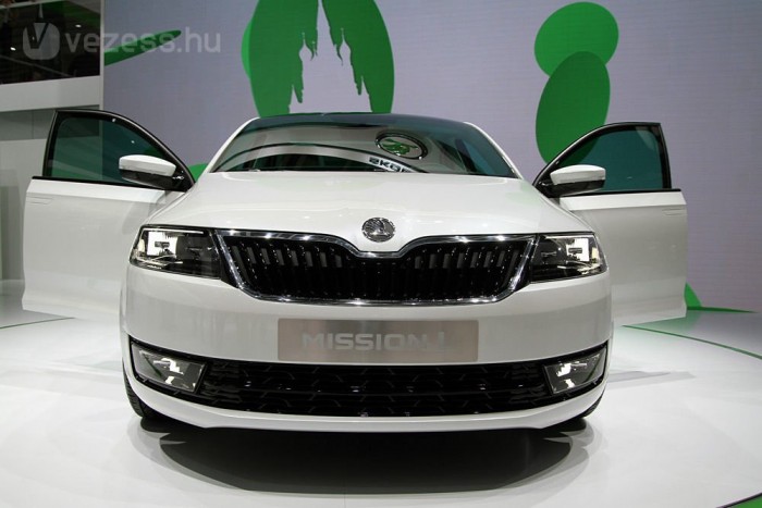 Olcsó családi autó a Skodától 11 | Vezess Fabiát 3-4,3 millió, Octaviát 4,1-4,3 millió Ft közötti összegért kapni az 1,4-es benzines szívómotorral. Ennek ára a kettő között lehet