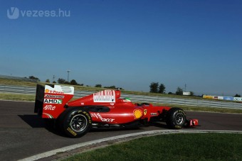 F1: Jól mentek az ifjoncok a Ferrari-teszten