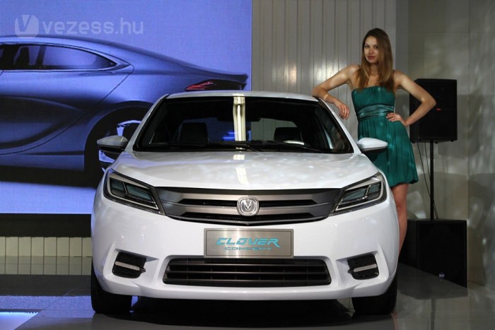 Hat óra alatt tölthető fel a Clover,de a hatótávról nem írnak