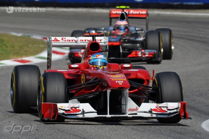 F1: A Ferrari el akarja kapni a McLarent