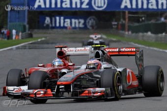 F1: A McLaren szerint nem állt le a Ferrari