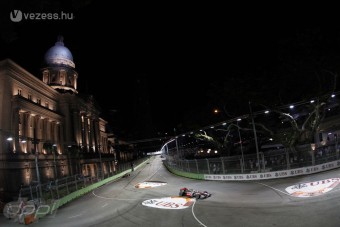 F1: Hamilton az élen a csonka edzésen