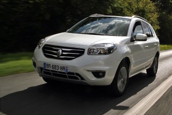 Csak orrplasztikára futotta: új Koleos