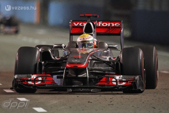 F1: Hamiltonnak baj van az idegeivel
