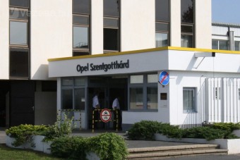 Újraindul a gyártás az Opel magyar gyárában