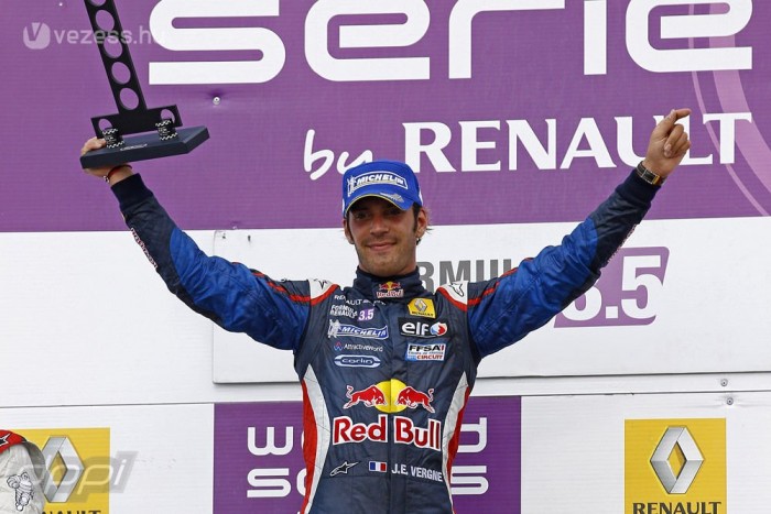 F1: Új tartalékosa van a Toro Rossónak