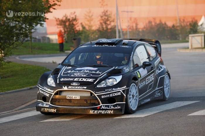 Trükkel készül a Francia-ralira Loeb 7