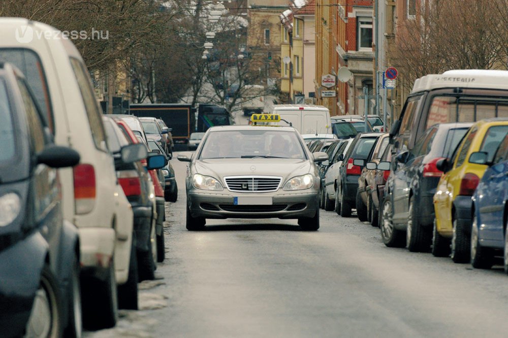 Taxinyomozókat vet be Bécs 5