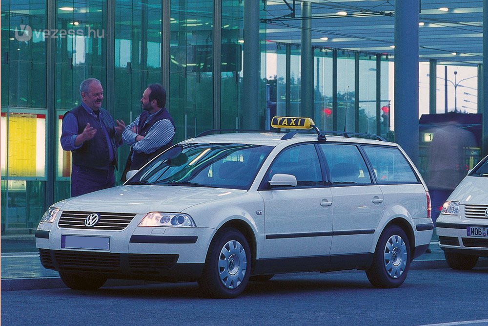 Taxinyomozókat vet be Bécs 8