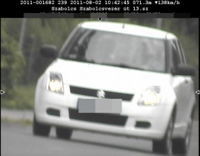 Börtön két gyorshajtás után