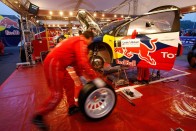 Motorhibával is Loeb az első számú 44