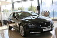 A jaguar.hu weboldal nem működik, a jlr.hu címen találhatók információk a brit prémiummárkáról, de ma még csak a dzsipekről