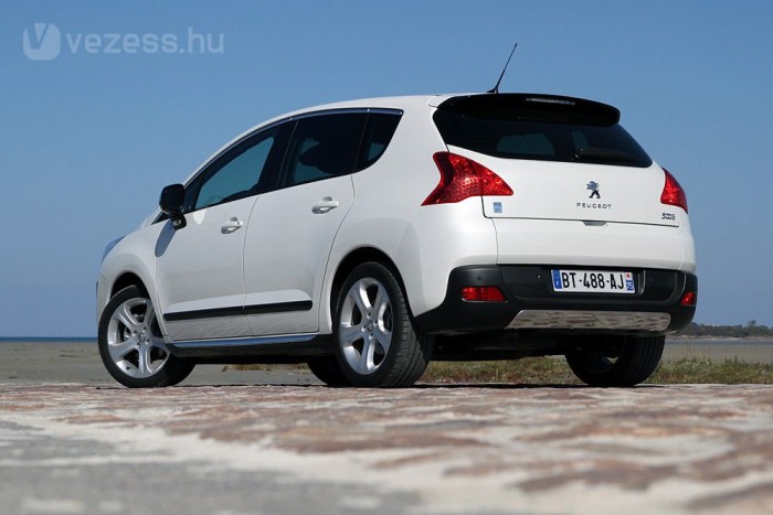 Bosch motor hajtja a hátsó kerekeket