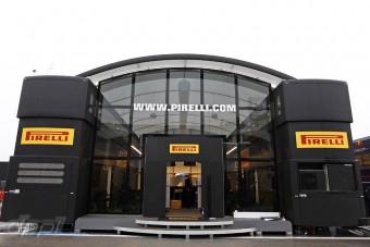F1: Indiában fordít a Pirelli