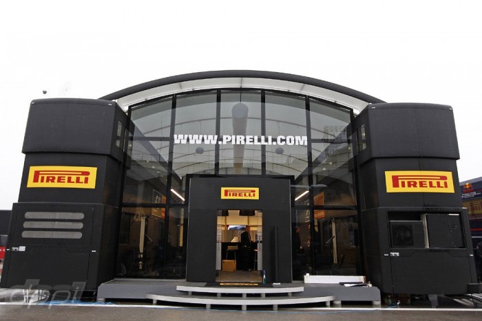 F1: Indiában fordít a Pirelli