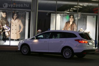 NASA-cuccok a Focus kombiban