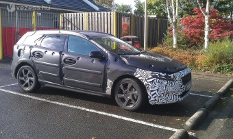 Ötajtós kompakt a Volvótól