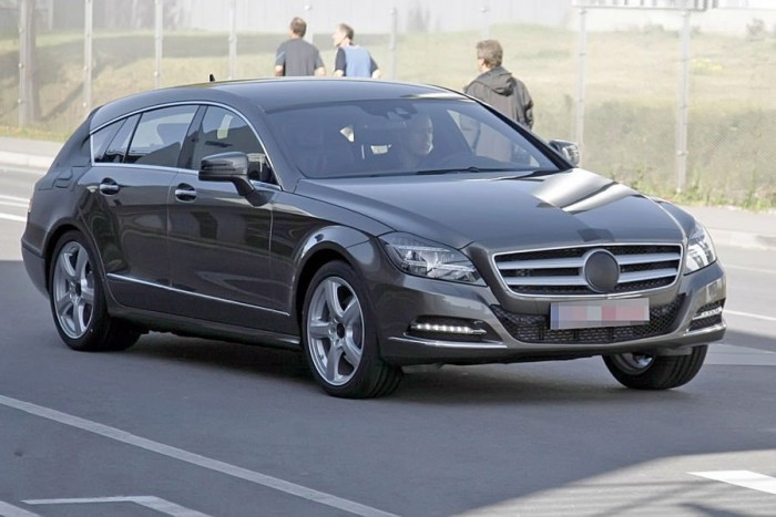 Elegáns kombi a Mercedestől 5