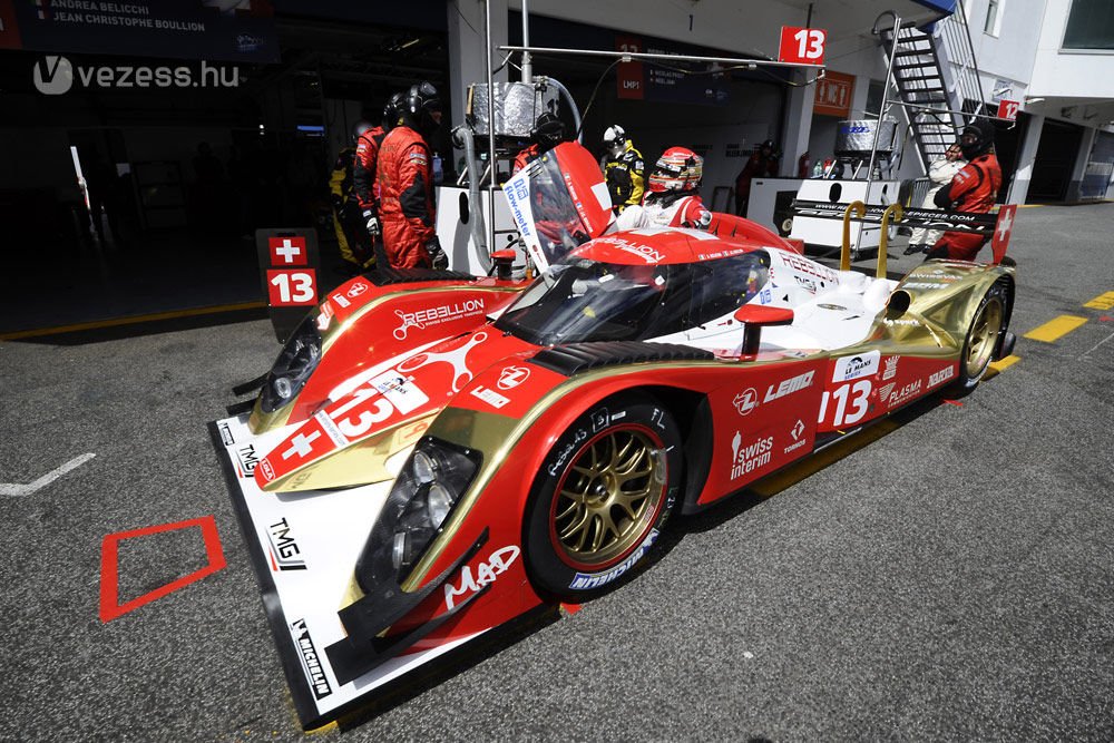 48350_377018_1000x700.jpg | Vezess | Vezess Ott a TMG jelzés a 2011-es Rebellion autó orrán
