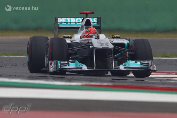 F1: Schumi nem haragszik, Petrovot megbüntették