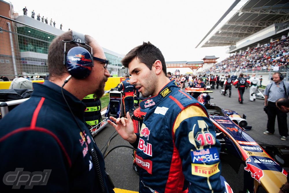 F1: Alguersuari nyeregben 2012-re 1