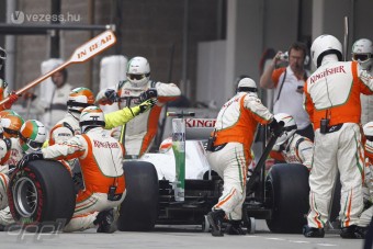 Mennyibe kerül egy Forma-1-es csapat?