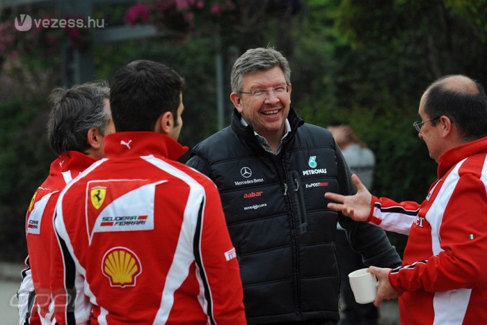 F1: Jövőre is lehet trükközni a kipufogókkal?