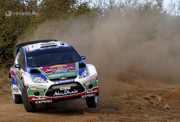 Ellenfelek bajban, Loeb az élen 6