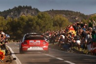 Latvala a gyorsabb, de Loeb vezet 57