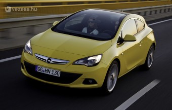 Pilótaérzés az új Opel Astra GTC-ben