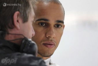 F1: Hamiltont máris megbüntették