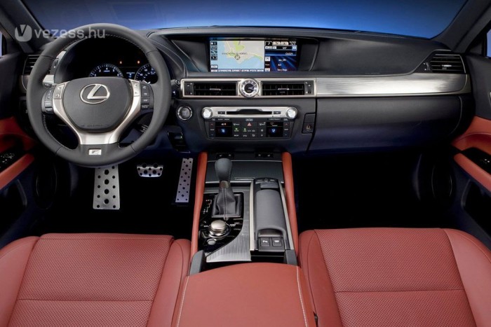 Sportmodell az új Lexus GS-ből 6